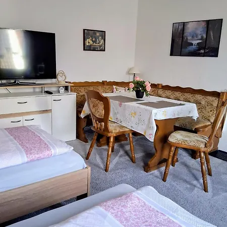 In Der Altstadt Von Anhalt Doppelzimmer * كوسفيج